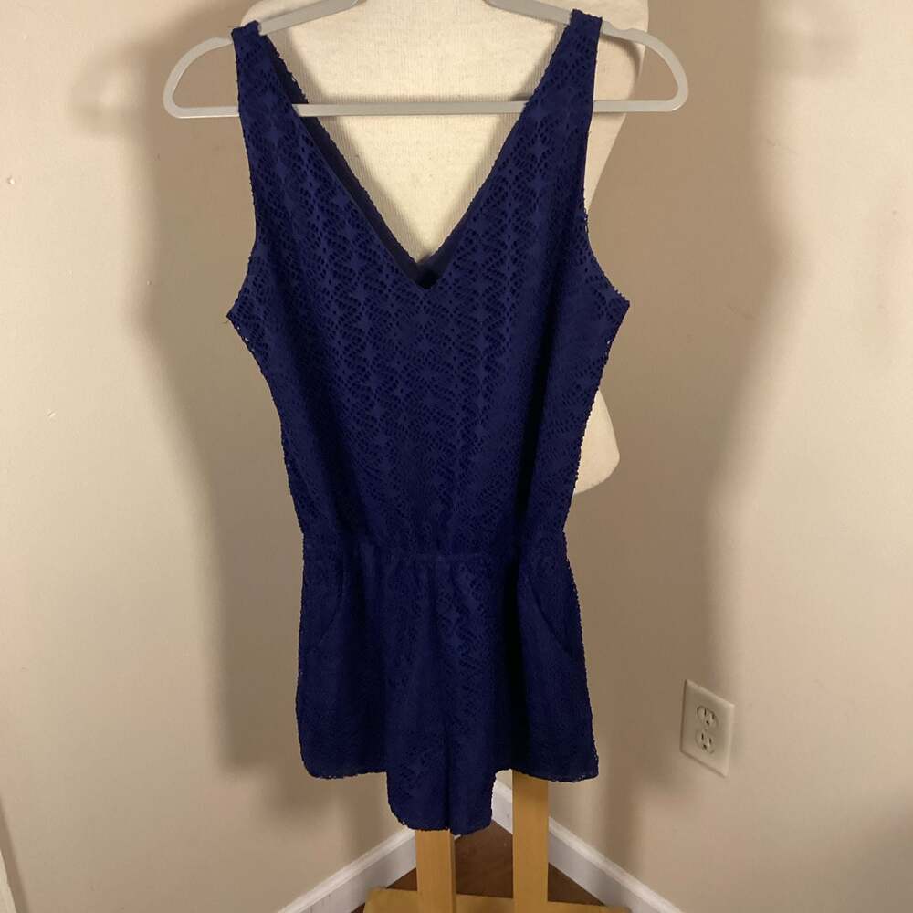 AQUA Navy Blue Crochet Lace V-Neck Sleeveless Romper